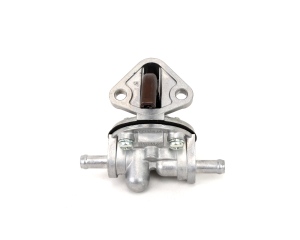 Kubota OEM D722 Motor Lift Pump Assembly